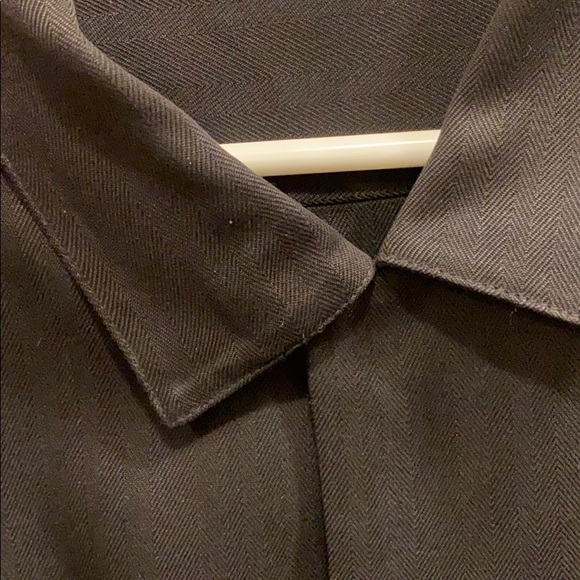 Tommy Bahama silk embroidered short sleeve - Picture 3 of 5